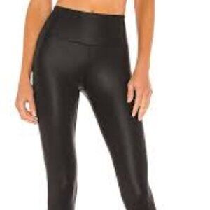 Nubyen Sheen Finish Workout Leggings